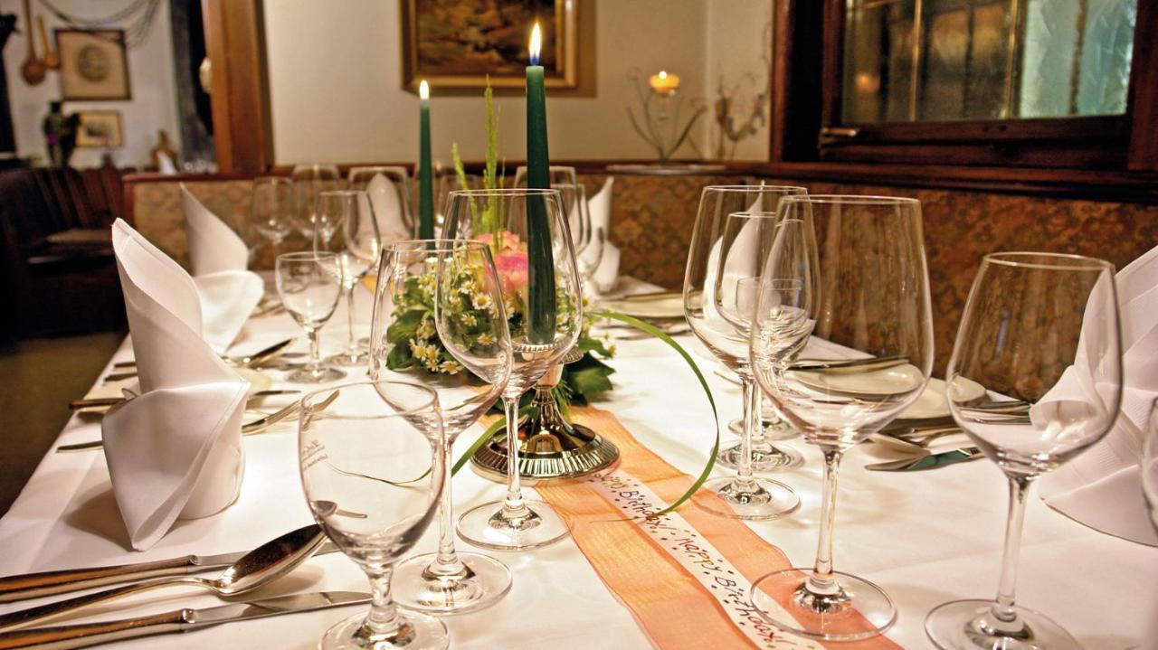 Hotel Garni Zur Weserei คานดาร์น ภายนอก รูปภาพ